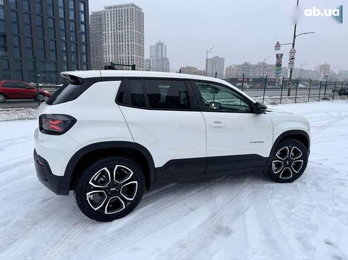 Jeep Avenger 2024 - фото 9