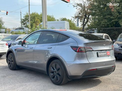 Tesla Model Y 2024 серый - фото 9