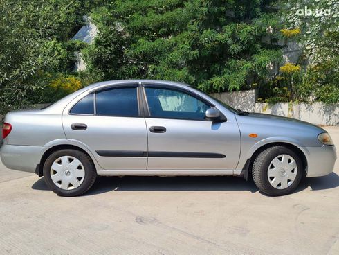 Nissan Almera 2005 серый - фото 4