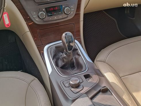 Opel Insignia 2010 бежевый - фото 32