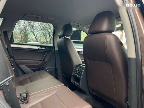 Volkswagen Touareg 2012 - фото 25