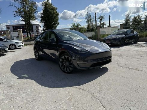 Tesla Model Y 2024 - фото 18