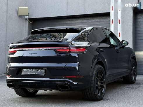 Porsche Cayenne Coupe 2023 - фото 21