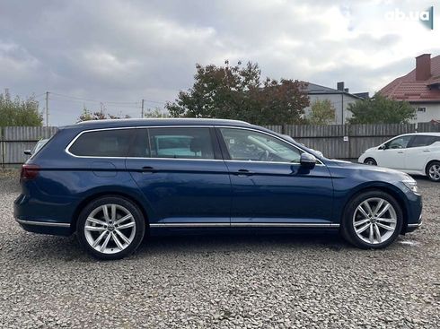 Volkswagen Passat 2022 - фото 9