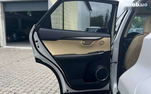 Lexus NX 2016 - фото 17