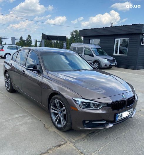 BMW 3 серия 2012 коричневый - фото 3