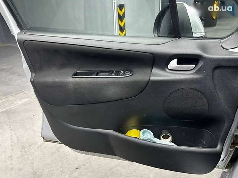 Peugeot 207 2012 - фото 7