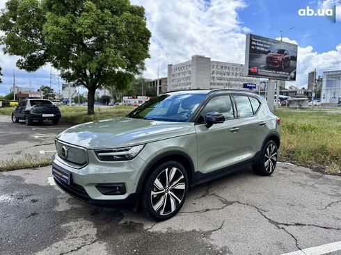Volvo XC40 2021 - фото 8
