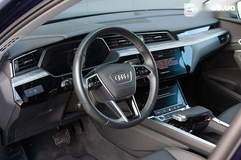Audi E-Tron 2021 - фото 11