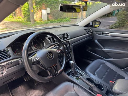 Volkswagen passat b7 2016 белый - фото 24