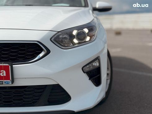 Kia Cee'd 2019 белый - фото 3