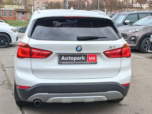 BMW X1 2016 белый - фото 5