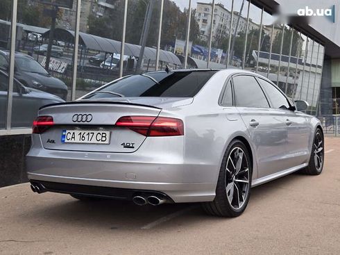 Audi A8 2017 - фото 4