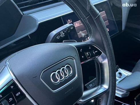Audi E-Tron 2021 синий - фото 39