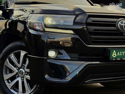 Toyota Land Cruiser 2018 - фото 14