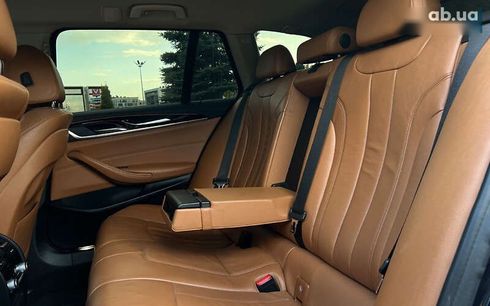 BMW 5 серия 2018 - фото 10