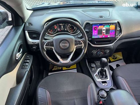 Jeep Cherokee 2016 - фото 17