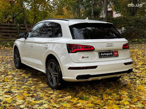 Audi SQ5 2019 белый - фото 8