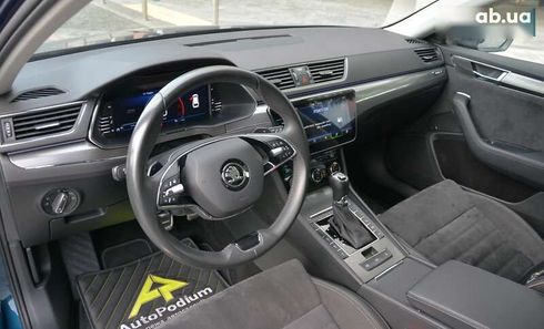 Skoda Superb 2022 - фото 20