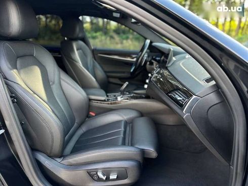 BMW 5 серия 2018 - фото 16