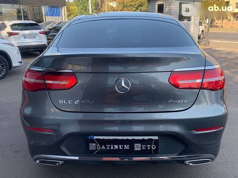 Mercedes-Benz GLC 250 2017 - фото 27