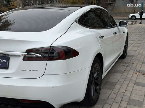 Tesla Model S 2019 - фото 20