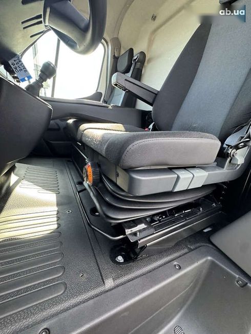 Renault Master 2021 - фото 19