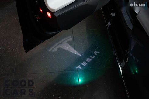 Tesla Model S 2019 - фото 29
