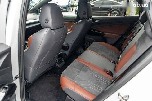 Volkswagen ID.4 2020 - фото 19