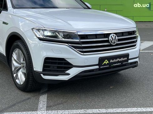 Volkswagen Touareg 2019 - фото 5