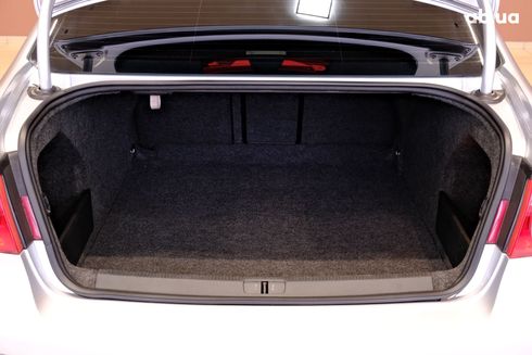 Volkswagen Passat 2007 серебристый - фото 9