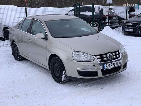 Volkswagen Jetta 2005 - фото 10