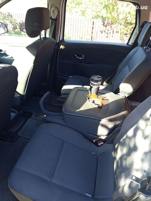 Renault Scenic 2013 белый - фото 5