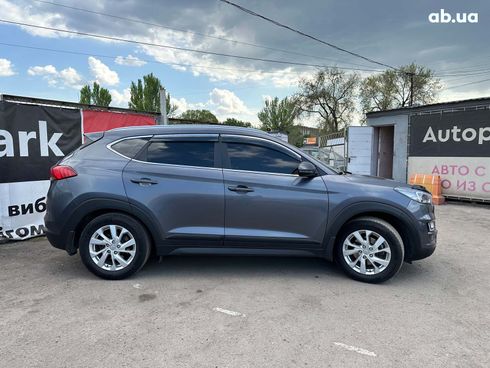 Hyundai Tucson 2019 серый - фото 3