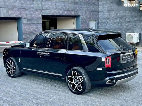 Rolls-Royce Cullinan 2019 - фото 18