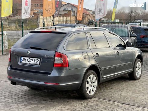 Skoda Octavia 2011 - фото 28