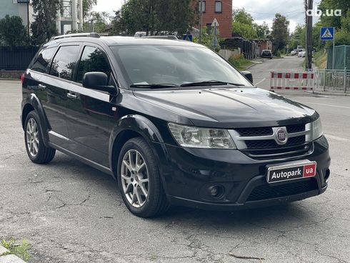 Fiat Freemont 2012 черный - фото 2