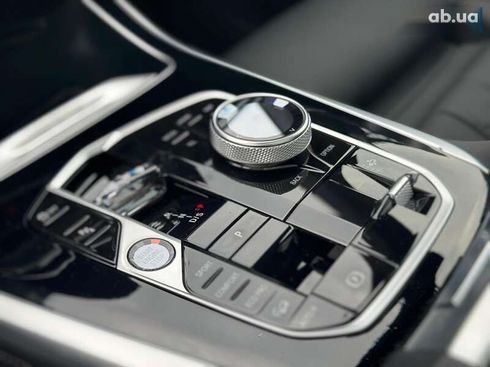 BMW X7 2023 - фото 26