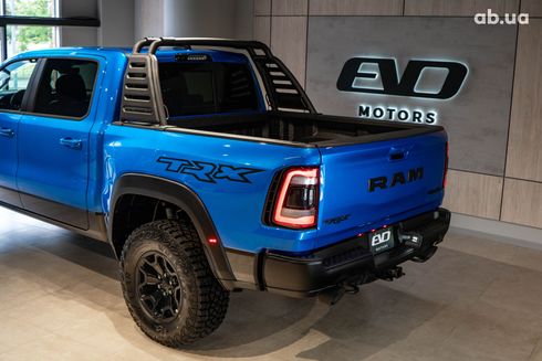 Dodge Ram 2023 синий - фото 8