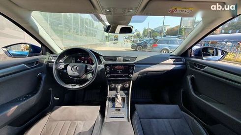 Skoda Superb 2021 - фото 18