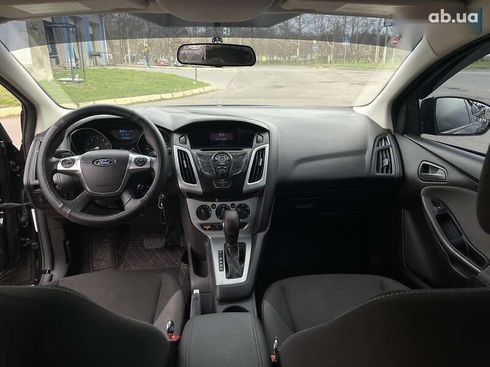 Ford Focus 2011 - фото 11