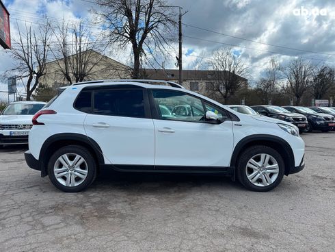 Peugeot 2008 2019 белый - фото 24