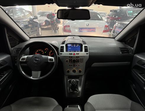 Opel Zafira 2009 серый - фото 9