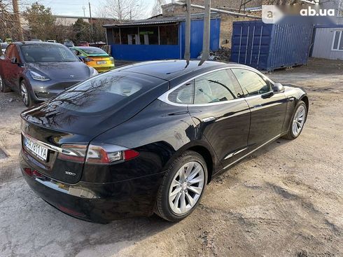 Tesla Model S 2017 - фото 15