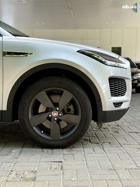 Jaguar E-Pace 2019 - фото 12