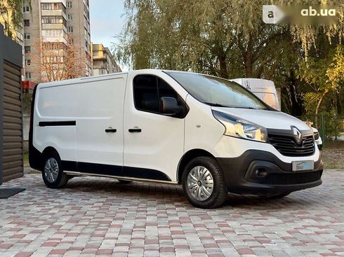 Renault Trafic 2016 - фото 8