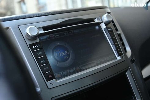 Subaru Legacy 2011 - фото 20