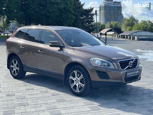 Volvo XC60 2012 - фото 3
