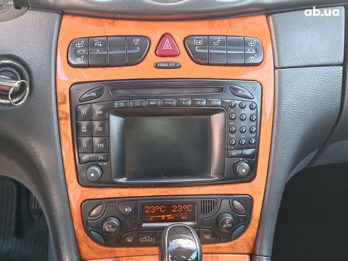 Mercedes-Benz CLK-Класс 2002 серый - фото 24