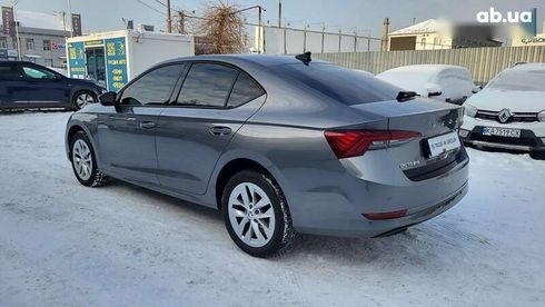 Skoda Octavia 2023 - фото 24